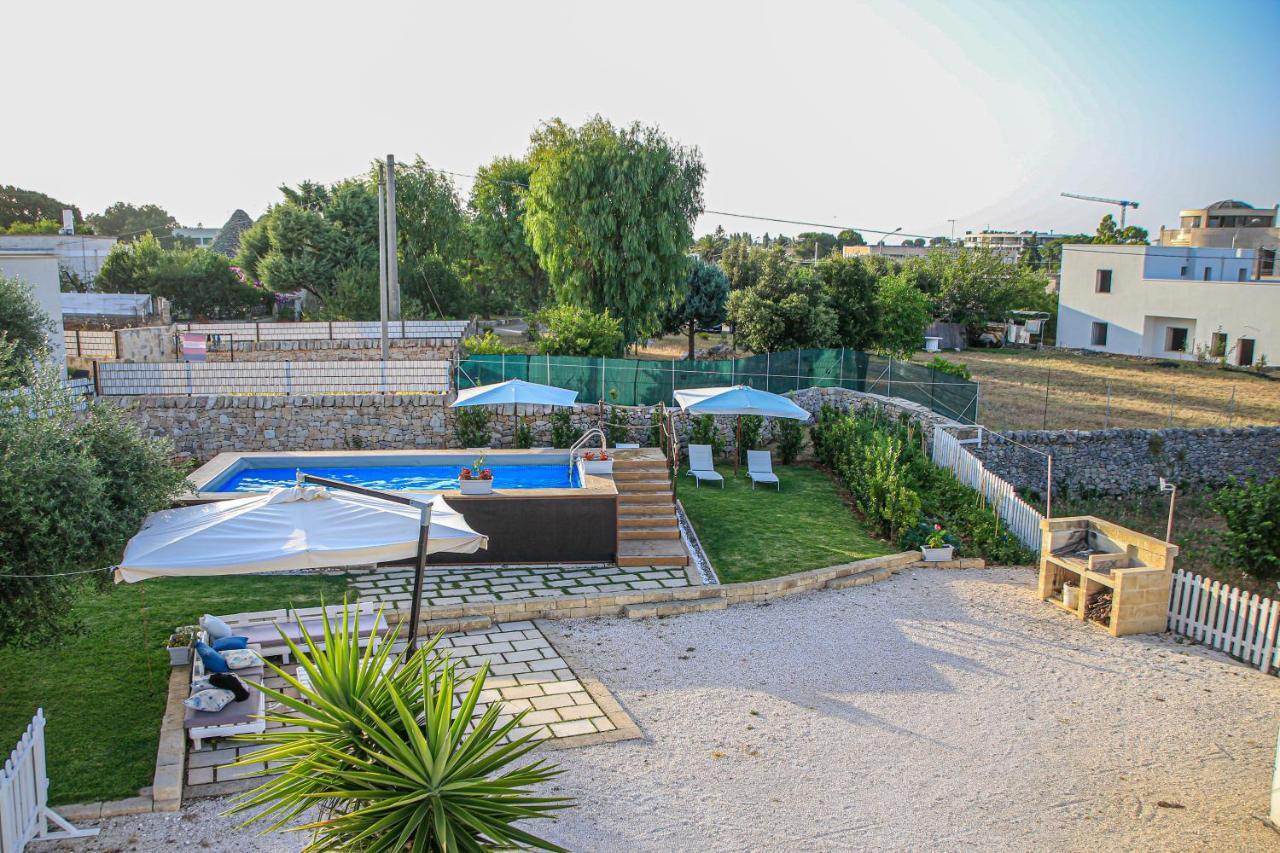 Trulli Donna Isabella Bed & Breakfast Locorotondo Exterior photo